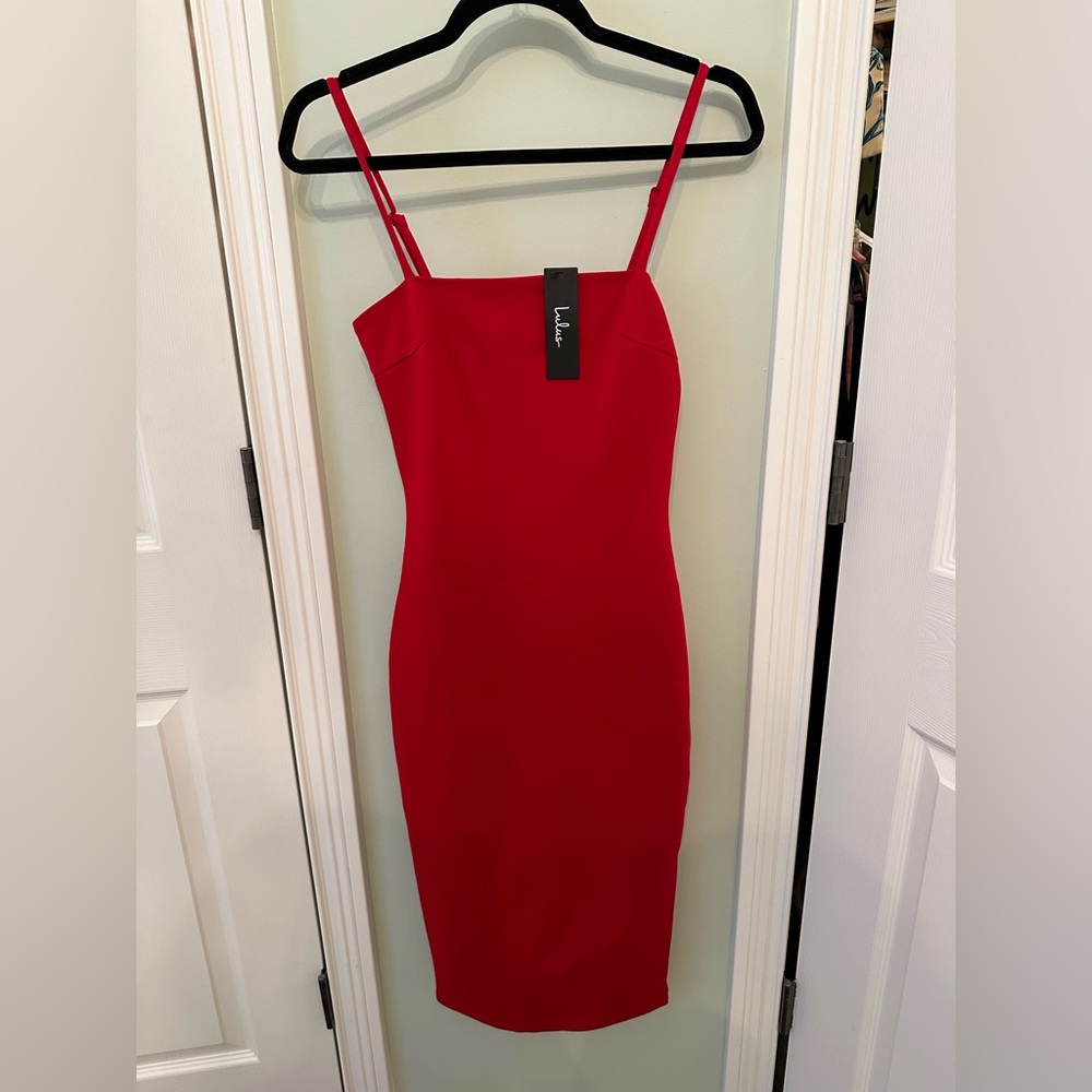 Red LuLus midi dress